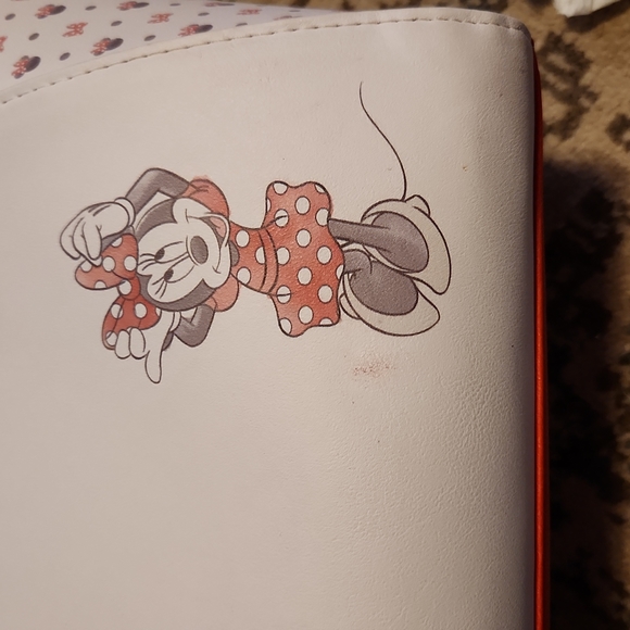 Loungefly Minnie Mouse Satchel - Picture 6 of 11